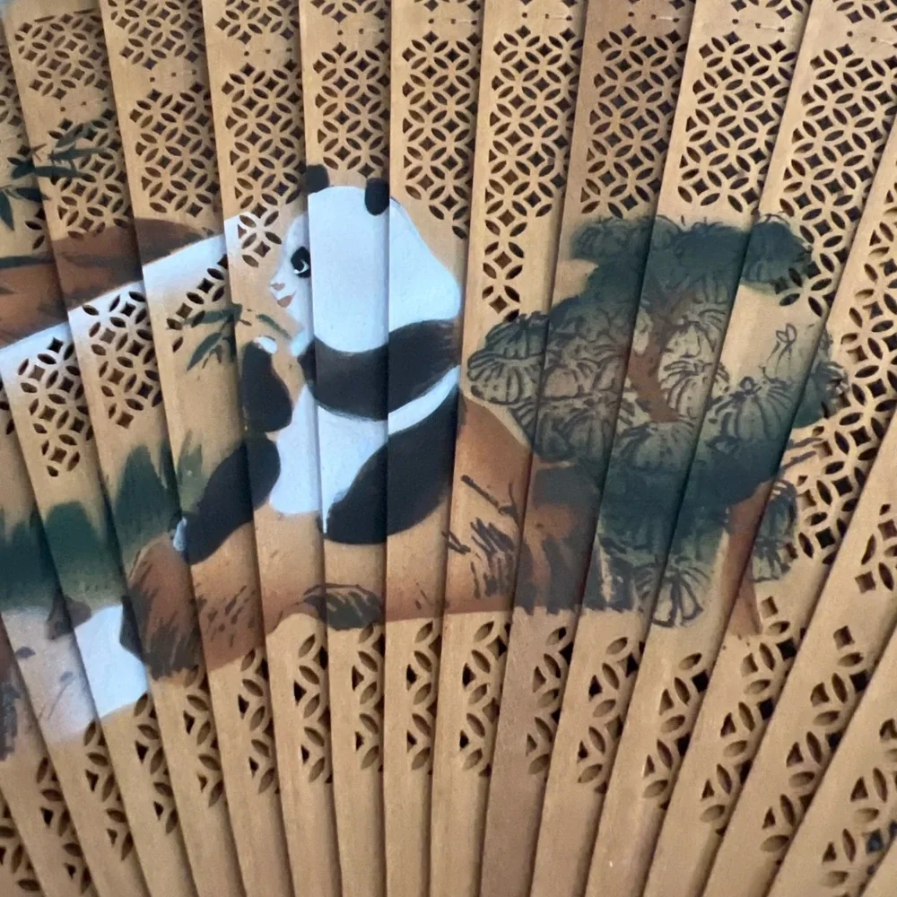 Bamboo Hand Fan with Panda Design - Picture 5 of 7